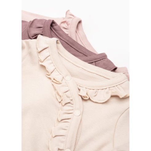 Fodros baba rugdalózó részletfotó,  újszülött babaruha