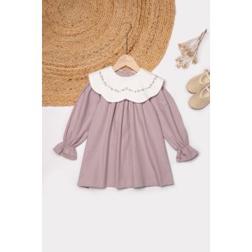 Virághímzéses galléros kislány ruha, lila