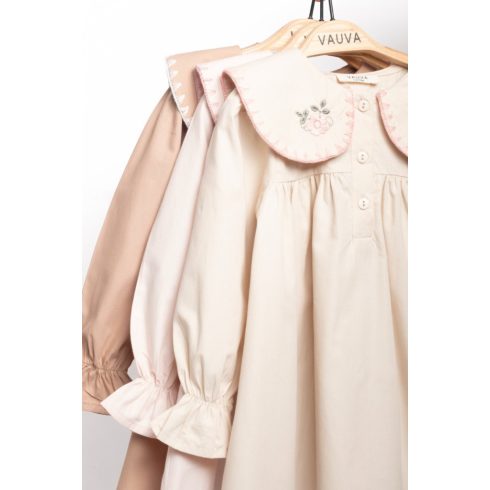 Hímzett kislány ruha